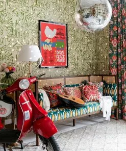 Mind The Gap Woodstock Collection, On The Stage Monochrome New