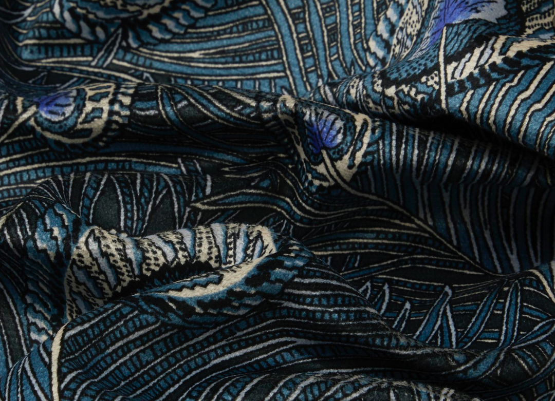 Liberty Fabrics New Hera Feather Vintage Velvet, Dragonfly 25 Liberty Fabrics New Hera Feather Vintage Velvet, Dragonfly