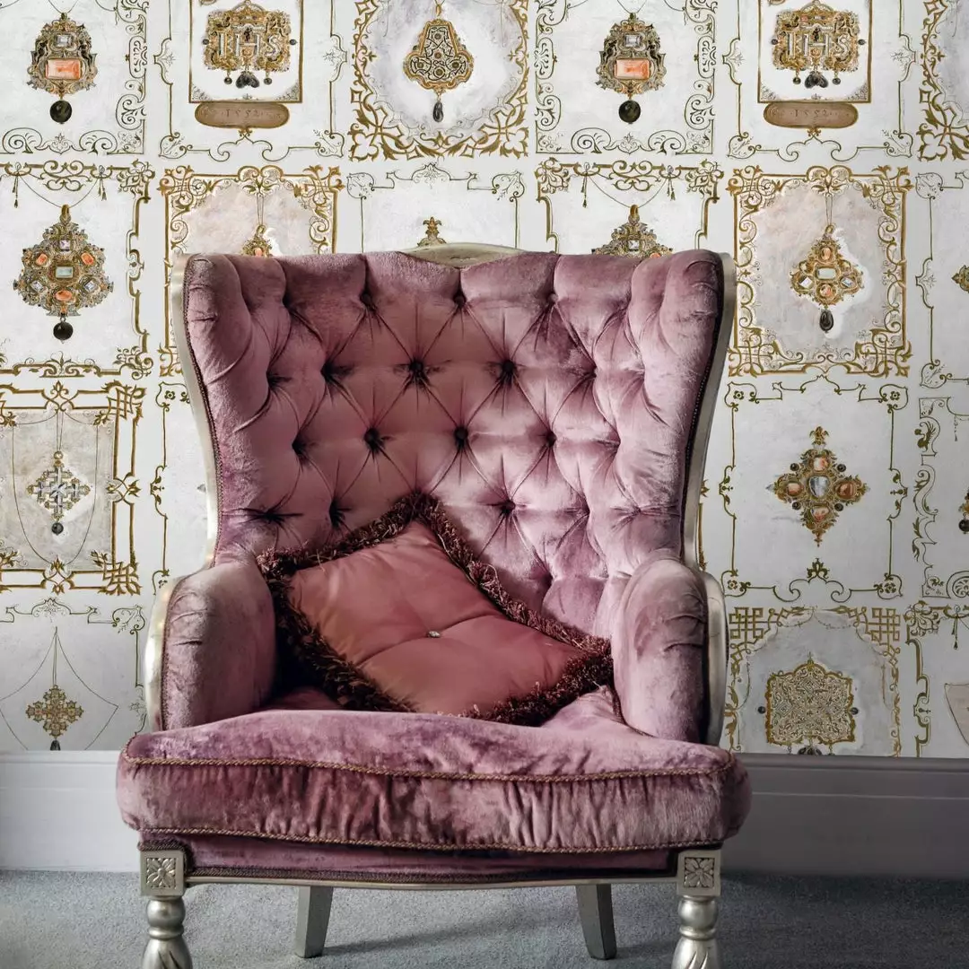 Mind The Gap Les Jardins Royaux Anna's Jewellery Wallpaper 6 Mind The Gap Les Jardins Royaux Anna's Jewellery Wallpaper