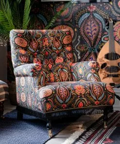 Mind The Gap Hudson Chair - Soul Sacrifice