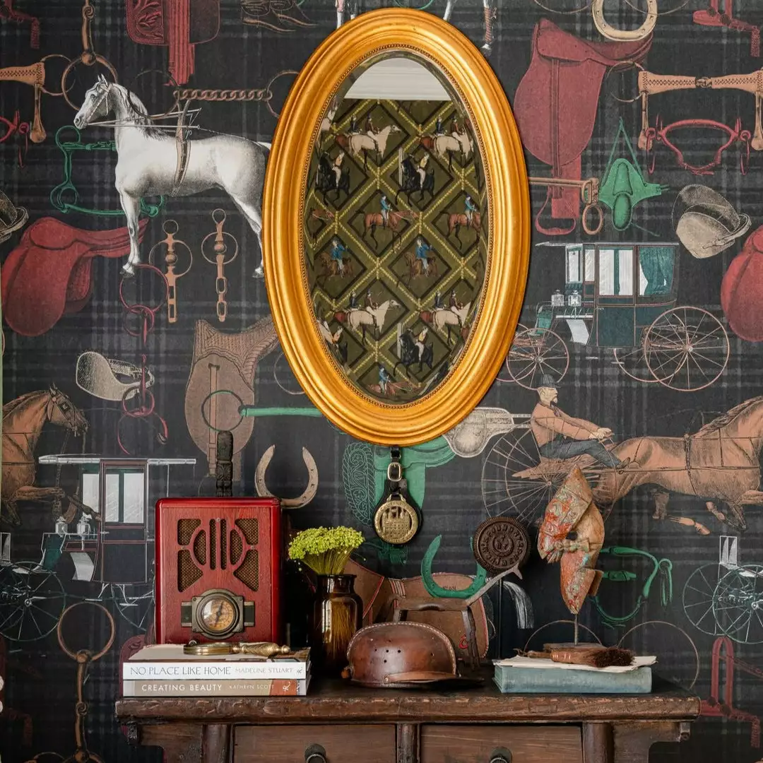 Mind The Gap The Jockey, Faded Wallpaper Wallpaper & Paint 4 Mind The Gap The Jockey, Faded Wallpaper Wallpaper & Paint