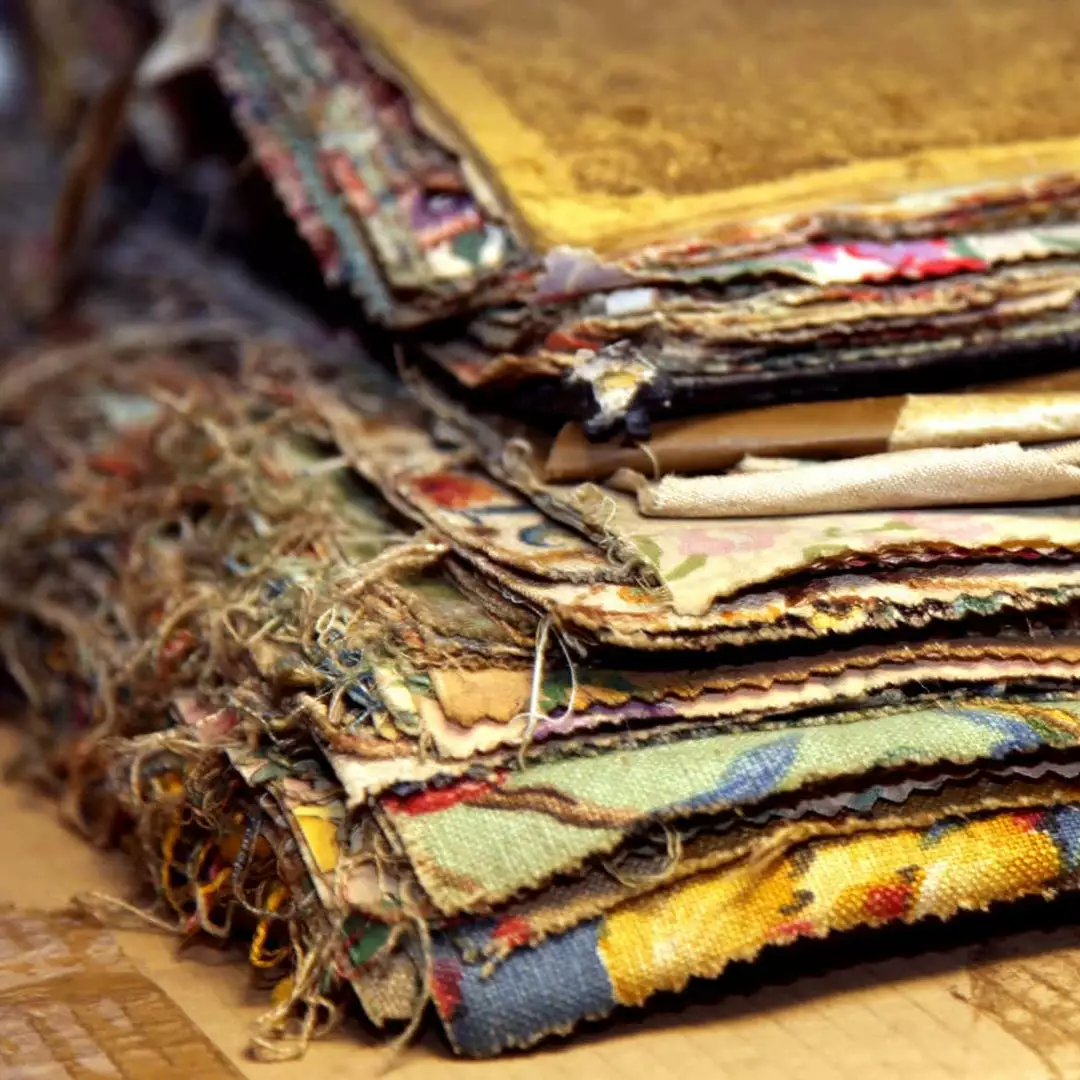 Liberty Fabrics Poppy Meadowfield Wallpaper In Lichen 12 Liberty Fabrics Poppy Meadowfield Wallpaper In Lichen