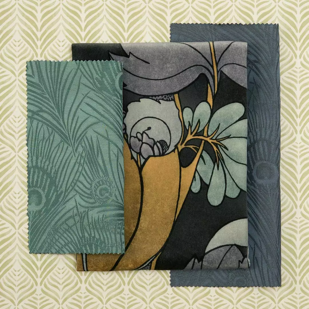 Liberty Fabrics Regency Tulip Wallpaper In Pewter New 8 Liberty Fabrics Regency Tulip Wallpaper In Pewter New