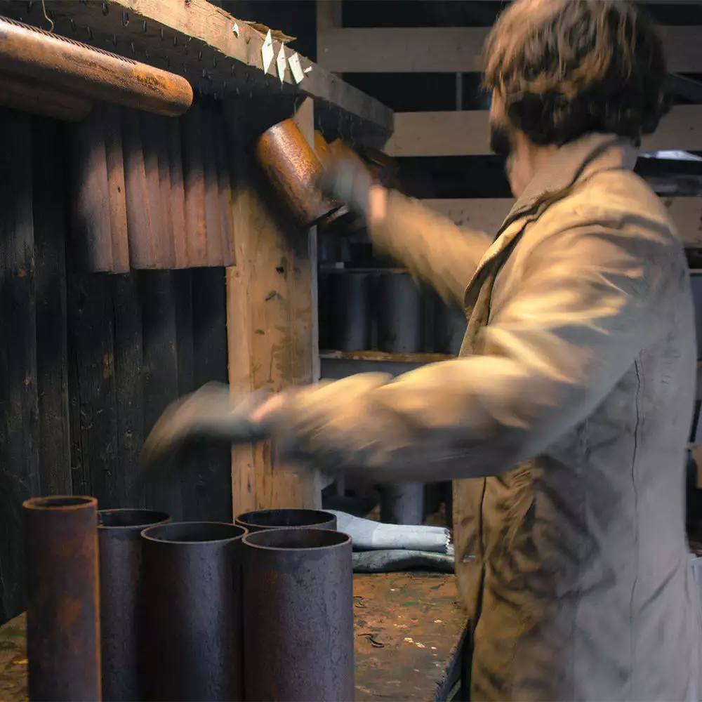 Thedesignyarduk ROEST 15 VERTICAL PENDANTS NATURAL & ZINC - Graypants Lighting 5 Thedesignyarduk ROEST 15 VERTICAL PENDANTS NATURAL & ZINC - Graypants Lighting