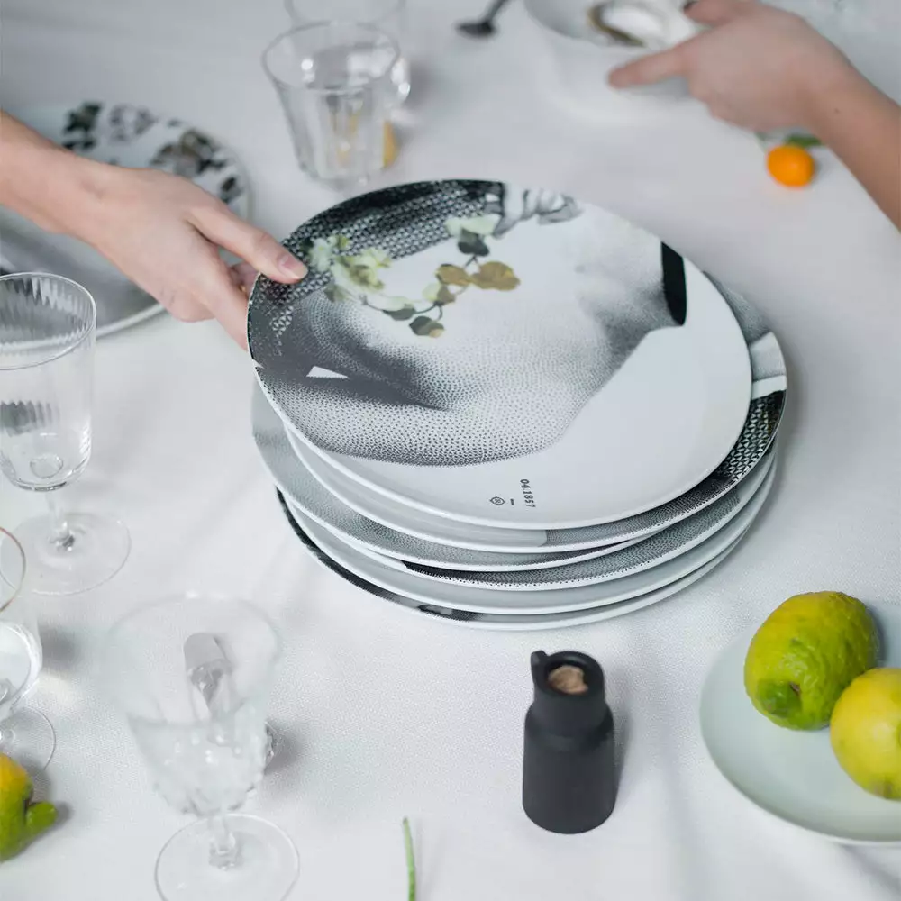 Ibride Porcelain Parnasse Four Seasons Les Jardins Royaux 9 Ibride Porcelain Parnasse Four Seasons Les Jardins Royaux