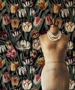 Mind The Gap Tulipa Dark Wallpaper